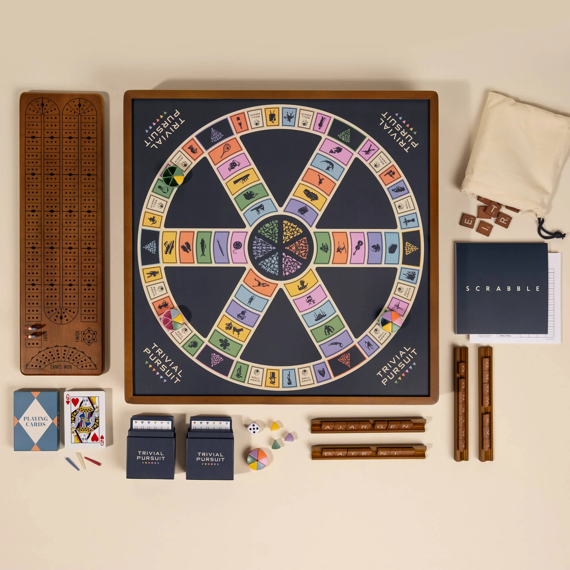 3-in-1 Game Collection: Scrabble, Trivial Pursuit & Cribbage - Image 3