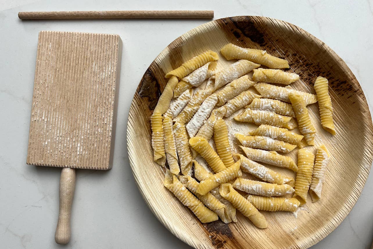 Italian Beechwood Gnocchi and Garganelli Board - Image 2