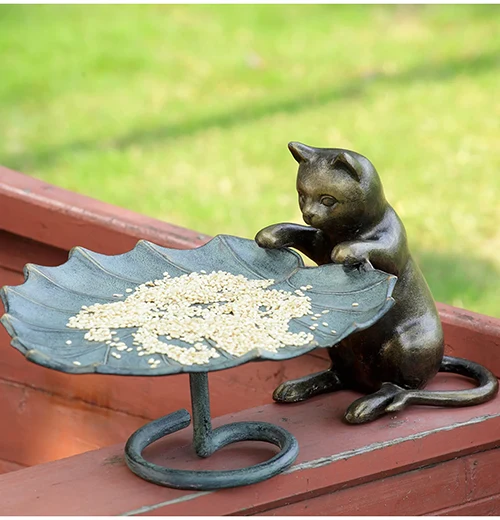 "Kitten and Leaf" Bird Feeder - Image 2