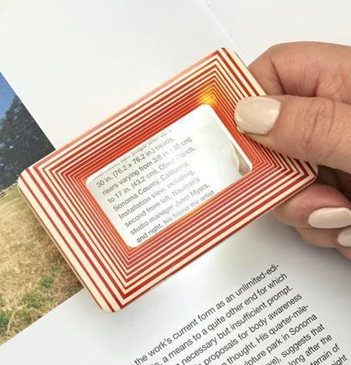Light Up Pocket Magnifier - Image 8